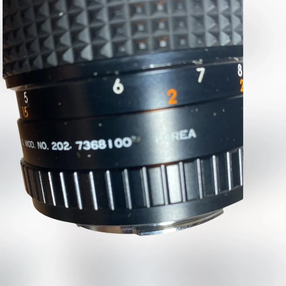Sears Multi Coated 1:2.8 f=135mm Lens 52 Mod No 202 7368100 With Cap and Case